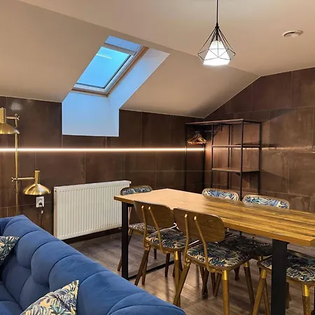 Apartmán Charming 2-bedroom In Heart Of